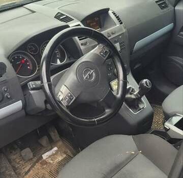 Опель Зафира 2007 в Черкассах на Automoto.ua Опель Зафира, объемом двигателя 1.8 л и пробегом 380 тыс. км за 6000 $, фото 10 на Automoto.ua