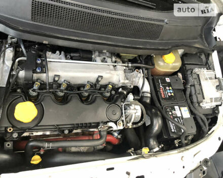 Опель Зафіра, об'ємом двигуна 1.9 л та пробігом 379 тис. км за 6300 $, фото 24 на Automoto.ua