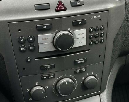 Опель Зафира, объемом двигателя 0 л и пробегом 342 тыс. км за 6500 $, фото 8 на Automoto.ua