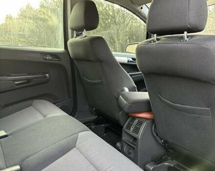 Опель Зафира, объемом двигателя 2.2 л и пробегом 235 тыс. км за 5500 $, фото 8 на Automoto.ua