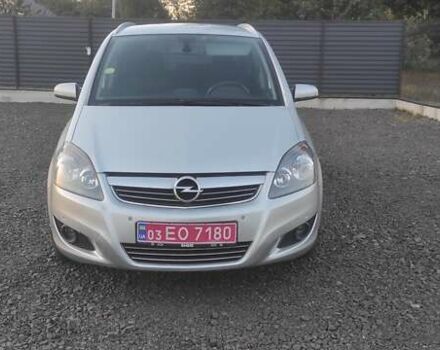 Опель Зафира, объемом двигателя 0 л и пробегом 238 тыс. км за 6000 $, фото 2 на Automoto.ua
