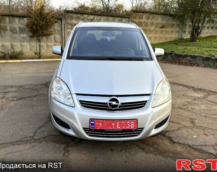 Опель Зафира, объемом двигателя 1.7 л и пробегом 200 тыс. км за 7000 $, фото 2 на Automoto.ua