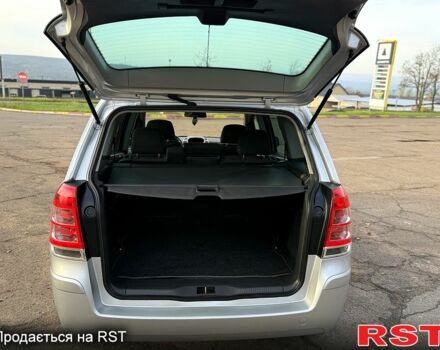 Опель Зафира, объемом двигателя 1.7 л и пробегом 200 тыс. км за 7000 $, фото 8 на Automoto.ua