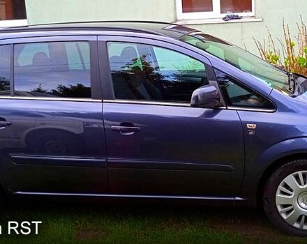 Опель Зафира, объемом двигателя 1.9 л и пробегом 213 тыс. км за 7600 $, фото 1 на Automoto.ua