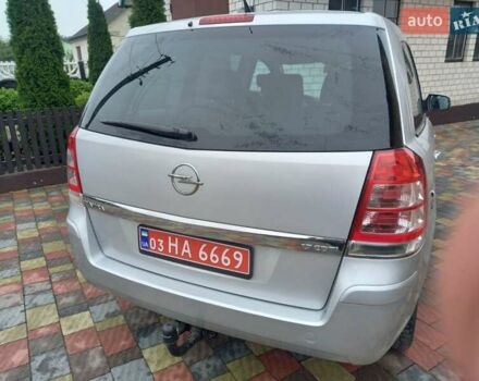 Опель Зафира, объемом двигателя 1.7 л и пробегом 245 тыс. км за 7500 $, фото 10 на Automoto.ua
