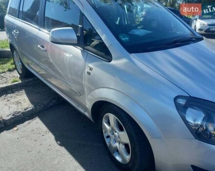 Опель Зафира, объемом двигателя 1.7 л и пробегом 245 тыс. км за 7500 $, фото 6 на Automoto.ua