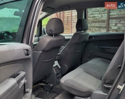 Опель Зафира, объемом двигателя 1.7 л и пробегом 243 тыс. км за 5400 $, фото 19 на Automoto.ua