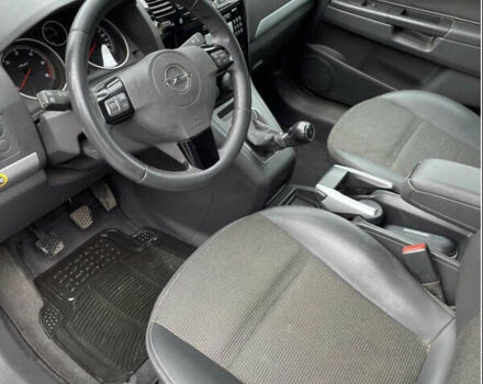 Опель Зафира, объемом двигателя 1.7 л и пробегом 223 тыс. км за 6899 $, фото 7 на Automoto.ua