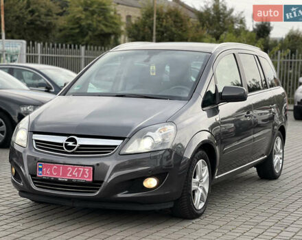 Опель Зафира, объемом двигателя 1.7 л и пробегом 217 тыс. км за 7600 $, фото 2 на Automoto.ua