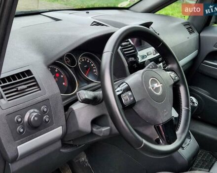 Опель Зафира, объемом двигателя 1.7 л и пробегом 243 тыс. км за 5400 $, фото 17 на Automoto.ua