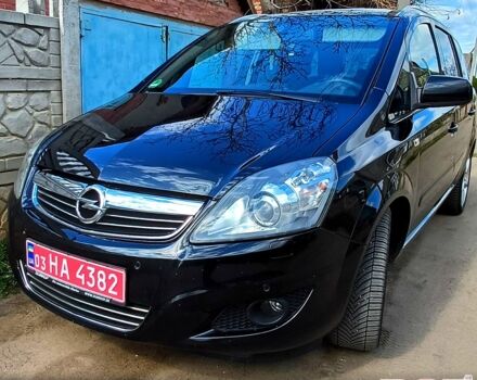 Опель Зафира, объемом двигателя 1.7 л и пробегом 235 тыс. км за 8500 $, фото 3 на Automoto.ua