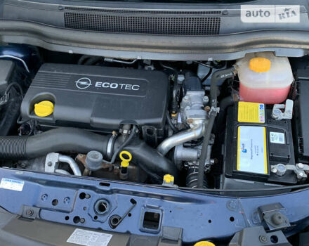 Опель Зафира, объемом двигателя 1.7 л и пробегом 212 тыс. км за 7000 $, фото 11 на Automoto.ua