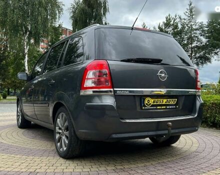 Опель Зафира, объемом двигателя 1.7 л и пробегом 185 тыс. км за 8999 $, фото 4 на Automoto.ua