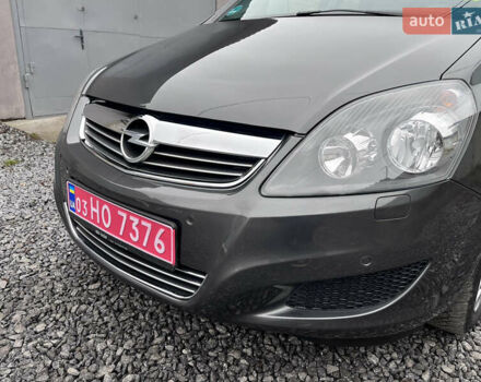 Опель Зафира, объемом двигателя 1.6 л и пробегом 173 тыс. км за 7200 $, фото 23 на Automoto.ua