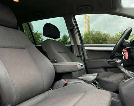 Опель Зафира, объемом двигателя 1.7 л и пробегом 185 тыс. км за 8999 $, фото 15 на Automoto.ua