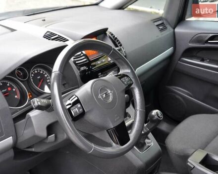 Опель Зафира 2012 в Львове на Automoto.ua Опель Зафира, объемом двигателя 1.7 л и пробегом 196 тыс. км за 6800 $, фото 17 на Automoto.ua