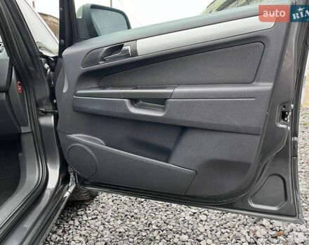 Опель Зафира, объемом двигателя 1.6 л и пробегом 173 тыс. км за 7200 $, фото 48 на Automoto.ua