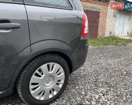 Опель Зафира, объемом двигателя 1.6 л и пробегом 173 тыс. км за 7200 $, фото 28 на Automoto.ua