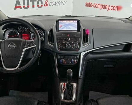 Опель Зафіра, об'ємом двигуна 2 л та пробігом 237 тис. км за 9750 $, фото 10 на Automoto.ua