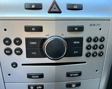 Опель Зафира, объемом двигателя 1.6 л и пробегом 248 тыс. км за 6200 $, фото 7 на Automoto.ua