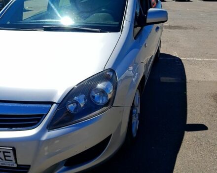 Опель Зафира 2014 в Харькове на Automoto.ua Опель Зафира, объемом двигателя 17 л и пробегом 256 тыс. км за 7900 $, фото 7 на Automoto.ua