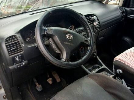 Опель Зафира, объемом двигателя 2 л и пробегом 450 тыс. км за 3500 $, фото 1 на Automoto.ua
