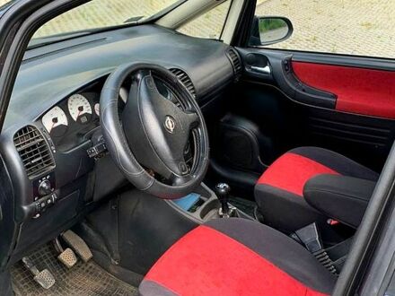 Опель Зафіра, об'ємом двигуна 2 л та пробігом 300 тис. км за 3800 $, фото 1 на Automoto.ua