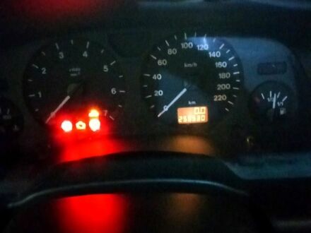 Опель Зафира, объемом двигателя 1.6 л и пробегом 260 тыс. км за 5000 $, фото 1 на Automoto.ua