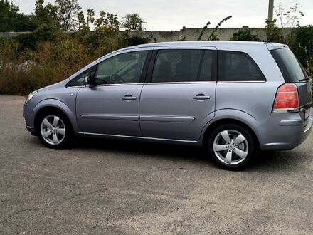 Опель Зафира, объемом двигателя 1.6 л и пробегом 213 тыс. км за 5500 $, фото 1 на Automoto.ua