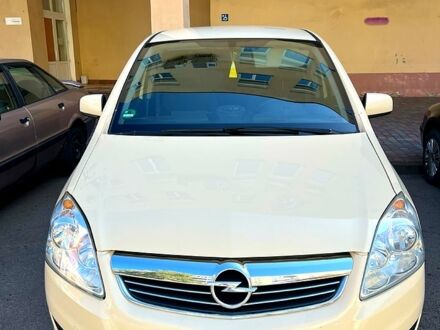 Опель Зафира 2013 в Полтаве на Automoto.ua Опель Зафира, объемом двигателя 1.6 л и пробегом 248 тыс. км за 6200 $, фото 1 на Automoto.ua