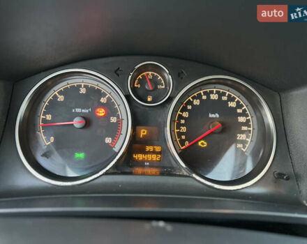 Желтый Опель Зафира, объемом двигателя 1.9 л и пробегом 494 тыс. км за 3400 $, фото 10 на Automoto.ua