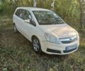 Желтый Опель Зафира, объемом двигателя 1.91 л и пробегом 490 тыс. км за 2800 $, фото 1 на Automoto.ua