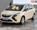 Желтый Опель Зафира, объемом двигателя 1.6 л и пробегом 150 тыс. км за 6450 $, фото 1 на Automoto.ua