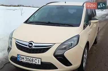 Опель Зафира 2014 в Киеве на Automoto.ua Желтый Опель Зафира, объемом двигателя 1.95 л и пробегом 330 тыс. км за 9700 $, фото 1 на Automoto.ua