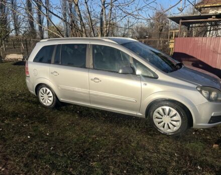 Серый Опель Зафира, объемом двигателя 1.8 л и пробегом 300 тыс. км за 5800 $, фото 7 на Automoto.ua