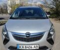 Сірий Опель Зафіра, об'ємом двигуна 1.6 л та пробігом 254 тис. км за 8000 $, фото 1 на Automoto.ua