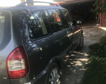 Серый Опель Зафира, объемом двигателя 1.8 л и пробегом 215 тыс. км за 4450 $, фото 3 на Automoto.ua