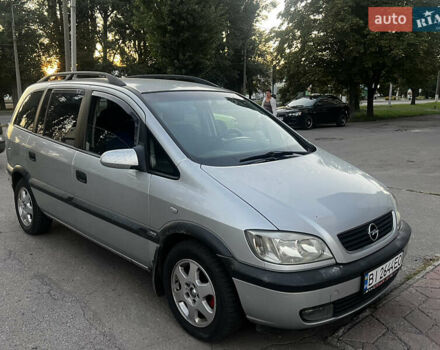 Сірий Опель Зафіра, об'ємом двигуна 1.8 л та пробігом 300 тис. км за 3300 $, фото 4 на Automoto.ua