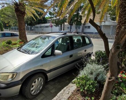 Сірий Опель Зафіра, об'ємом двигуна 1.8 л та пробігом 424 тис. км за 3200 $, фото 12 на Automoto.ua