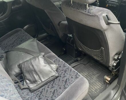 Серый Опель Зафира, объемом двигателя 1.6 л и пробегом 311 тыс. км за 4300 $, фото 4 на Automoto.ua