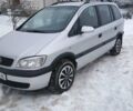 Серый Опель Зафира, объемом двигателя 1.8 л и пробегом 370 тыс. км за 2250 $, фото 1 на Automoto.ua