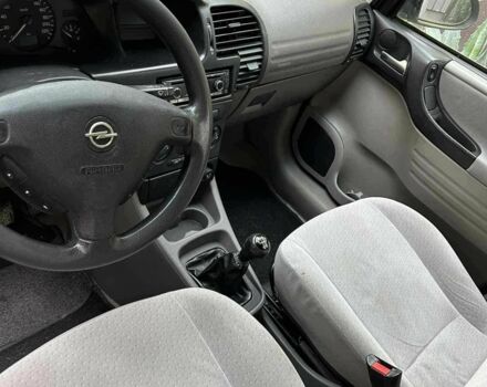 Сірий Опель Зафіра, об'ємом двигуна 1.8 л та пробігом 424 тис. км за 3200 $, фото 8 на Automoto.ua