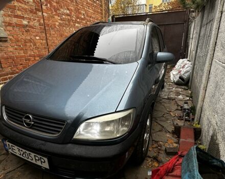Сірий Опель Зафіра, об'ємом двигуна 2 л та пробігом 350 тис. км за 4250 $, фото 3 на Automoto.ua