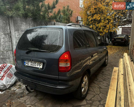 Серый Опель Зафира, объемом двигателя 2 л и пробегом 320 тыс. км за 4250 $, фото 1 на Automoto.ua