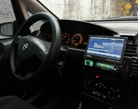 Сірий Опель Зафіра, об'ємом двигуна 2 л та пробігом 350 тис. км за 4250 $, фото 7 на Automoto.ua