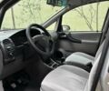 Сірий Опель Зафіра, об'ємом двигуна 1.8 л та пробігом 424 тис. км за 3200 $, фото 9 на Automoto.ua