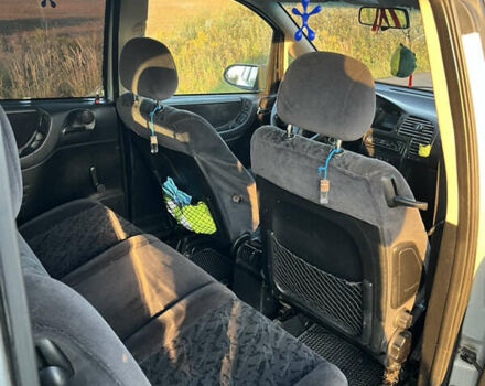 Серый Опель Зафира, объемом двигателя 2 л и пробегом 376 тыс. км за 3200 $, фото 11 на Automoto.ua