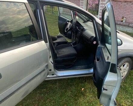 Серый Опель Зафира, объемом двигателя 2 л и пробегом 347 тыс. км за 3000 $, фото 6 на Automoto.ua