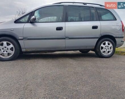 Сірий Опель Зафіра, об'ємом двигуна 1.8 л та пробігом 255 тис. км за 2350 $, фото 4 на Automoto.ua