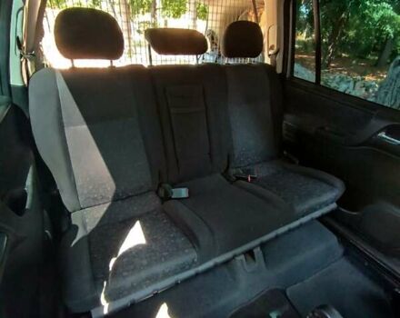 Серый Опель Зафира, объемом двигателя 1.6 л и пробегом 360 тыс. км за 4500 $, фото 14 на Automoto.ua